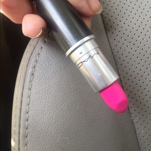 Brand new Mac lipstick in candy yum yum