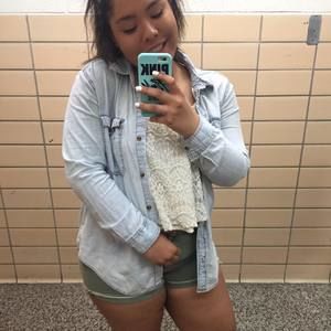 Meet your Posher, Janelle