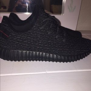 Yeezy Boost 350 Pirate Black
