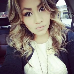 Meet your Posher, Adelaida