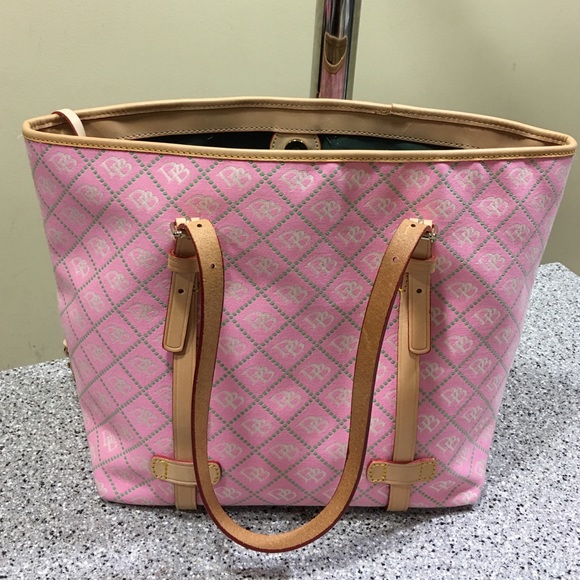 Dooney and Bourke tote - Picture 2 of 4
