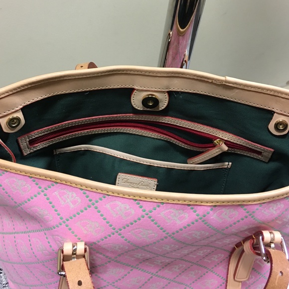 Dooney and Bourke tote - Picture 4 of 4