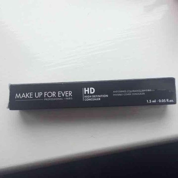 MAKE UP FOR EVER HD CONCEALER