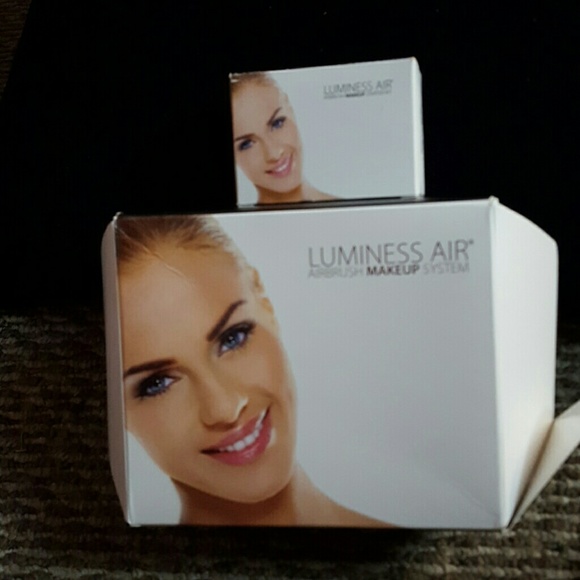 Luminess Air Make-up kit