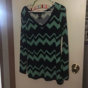 A chevron teal and black long sleeve.