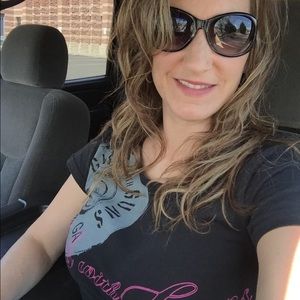 Meet your Posher, Carey