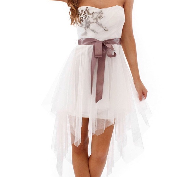 Ivory dress - Picture 4 of 4