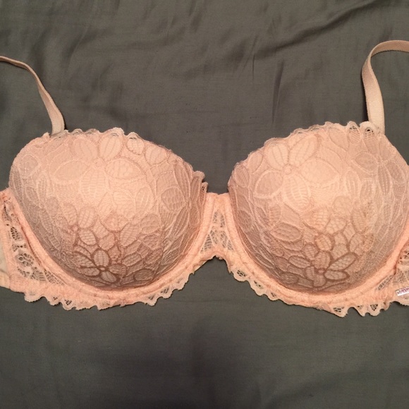 Pink bra! Size 36DD
