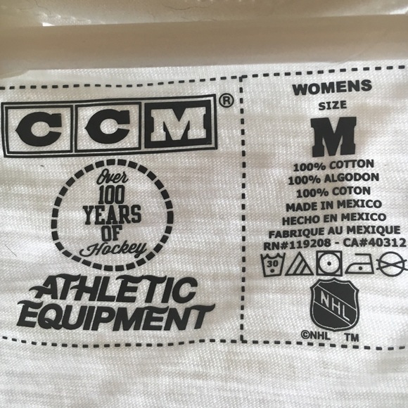 Pittsburgh Penguins shirt 🐧 - Picture 3 of 4