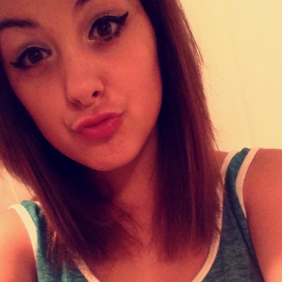 Meet your Posher, Amber