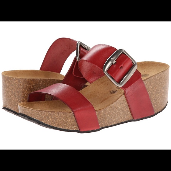 Eric Michael Izzy Sandals