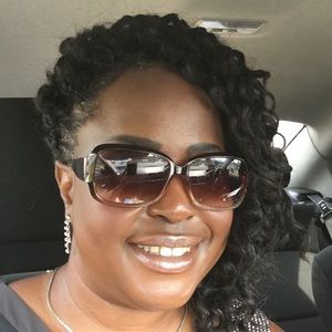 Meet your Posher, Latesha