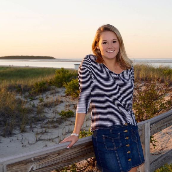Meet your Posher, Anna