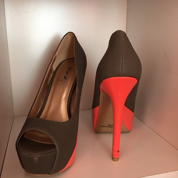 shoes - Picture 2 of 2