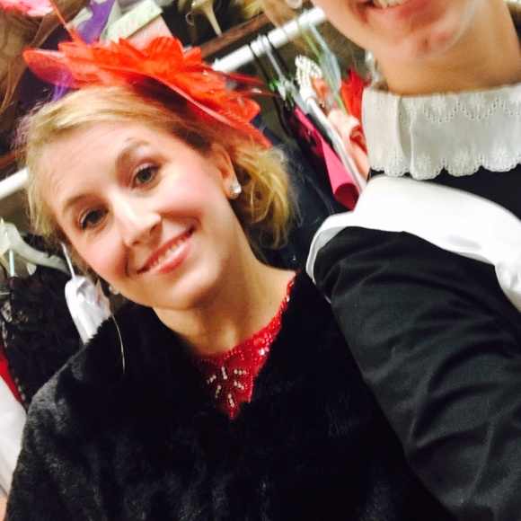 Meet your Posher, Jaclyn - Picture 2 of 3