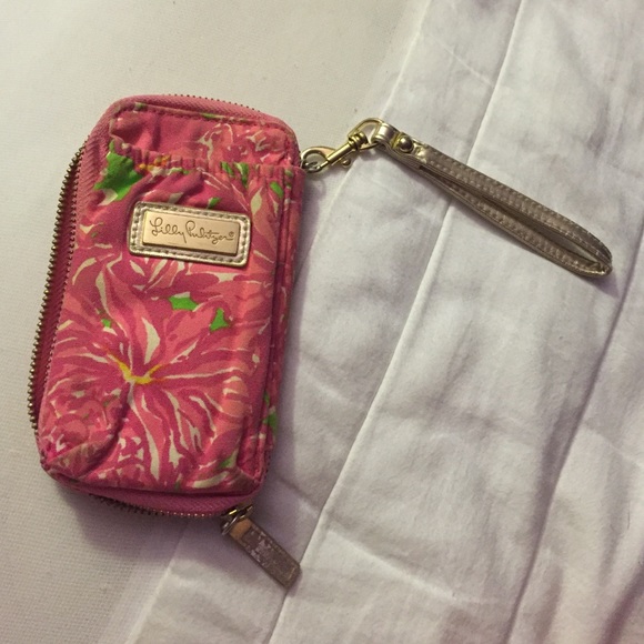 Lilly Pulitzer Wristlet/ Wallet - Picture 1 of 4
