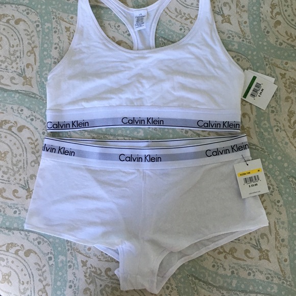 NWT Calvin Klein White Underwear Set