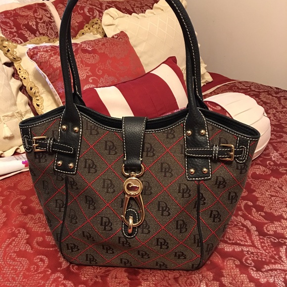 Authentic Dooney & Bourke Purse
