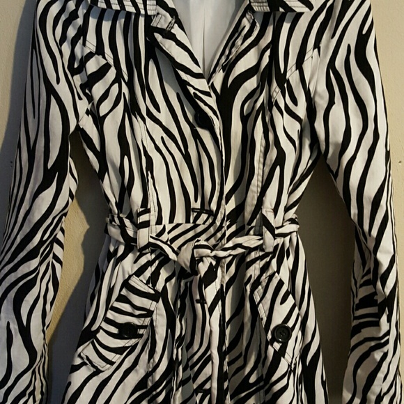 Charlotte Russe  Zebra print lightweight jacket