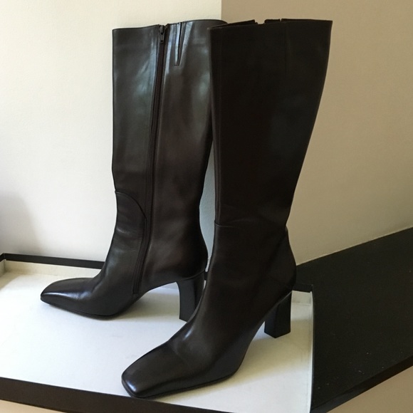 Vintage brand new Via Spiga boots. Made in Italy.