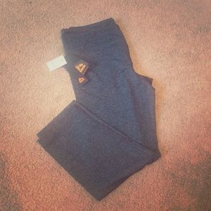 🏋🏽 Charcoal athletic leggings