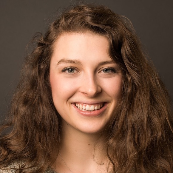 Meet your Posher, Hayley