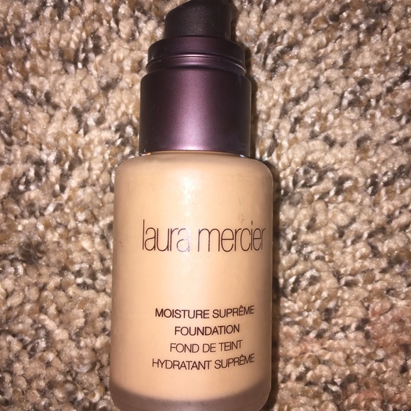 Laura Merceri Foundation in Golden Biege