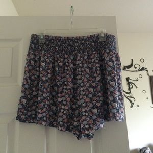 Floral print shorts