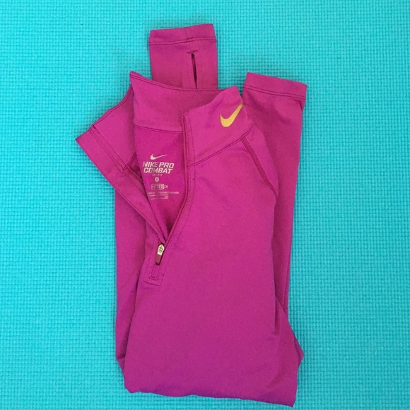 •Nike purple quarter zip•