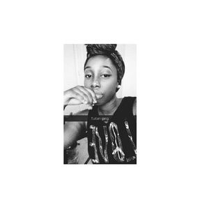 Meet your Posher, Breanna