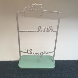 Jewelry organizer