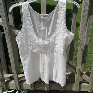 Sleeveless white LOFT blouse with lace