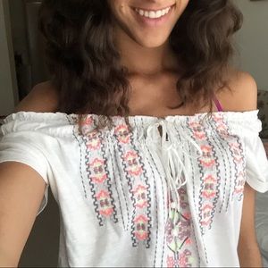 🔶Embroidered AE top