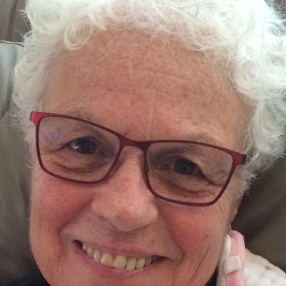 Meet your Posher, Davelyn - Picture 1 of 1