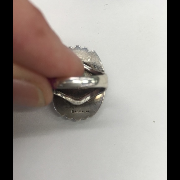 Beautiful Turquoise and silver ring sz 4.5 - Picture 2 of 4