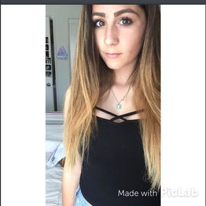 Meet your Posher, Ariana