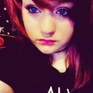 Meet your Posher, Adrienne