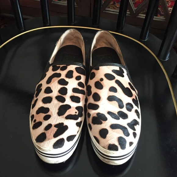 Dolce Vita Cheetah flatforms