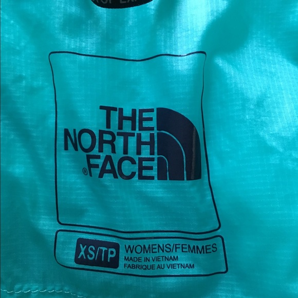 Blue north face puff jacket - Picture 2 of 4