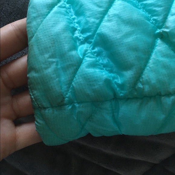 Blue north face puff jacket - Picture 3 of 4