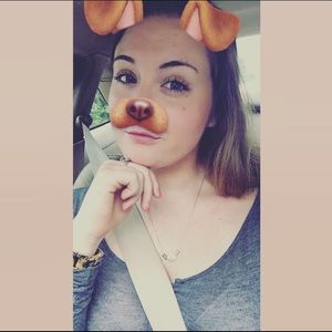 Meet your Posher, Natalie