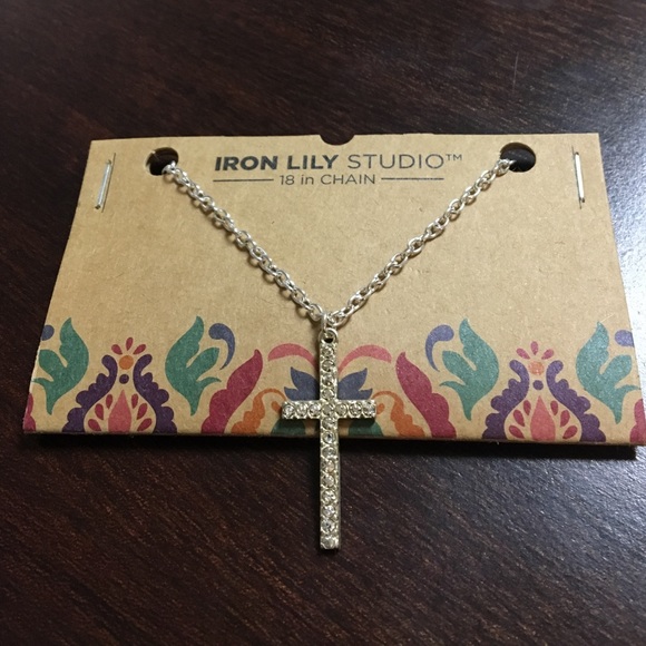 Cross Necklace - Picture 1 of 1