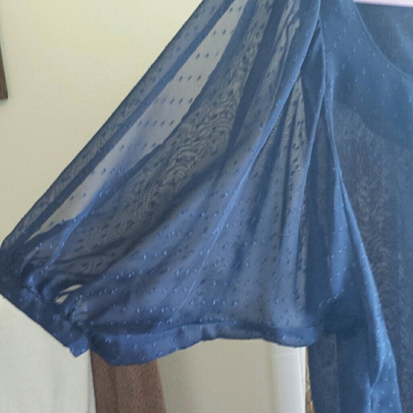 Navey blue top - Picture 3 of 3