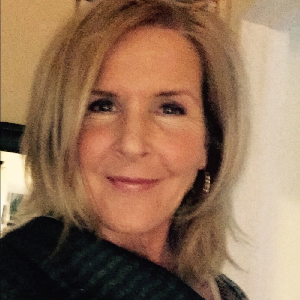 Meet your Posher, Kelli