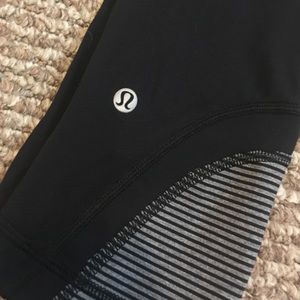 Lululemon cropped pant