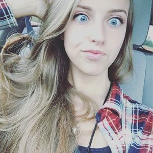 Meet your Posher, Breanna