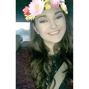 Meet your Posher, Anna