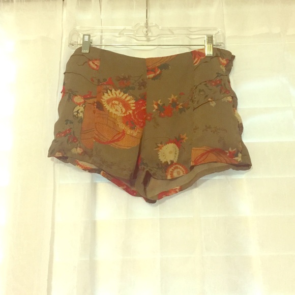 Light weight shorts