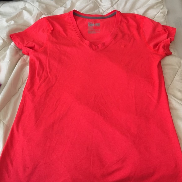 Nike work out top