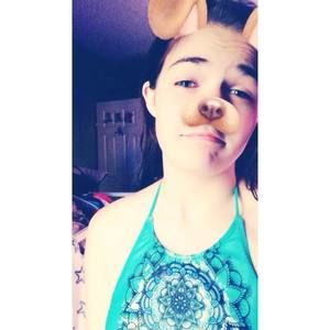 Meet your Posher, Alexis